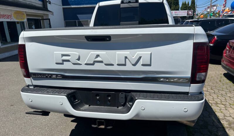 2018 Ram 3500 Limited Crew Cab 4WD LOW KM!!!! full