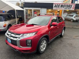 2020 Mitsubishi RVR SE AWC