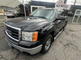 2010 GMC Sierra 1500 SLE Crew Cab 4WD!!!
