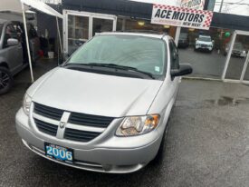 2006 Dodge Caravan SE Super LOW Km!!!!