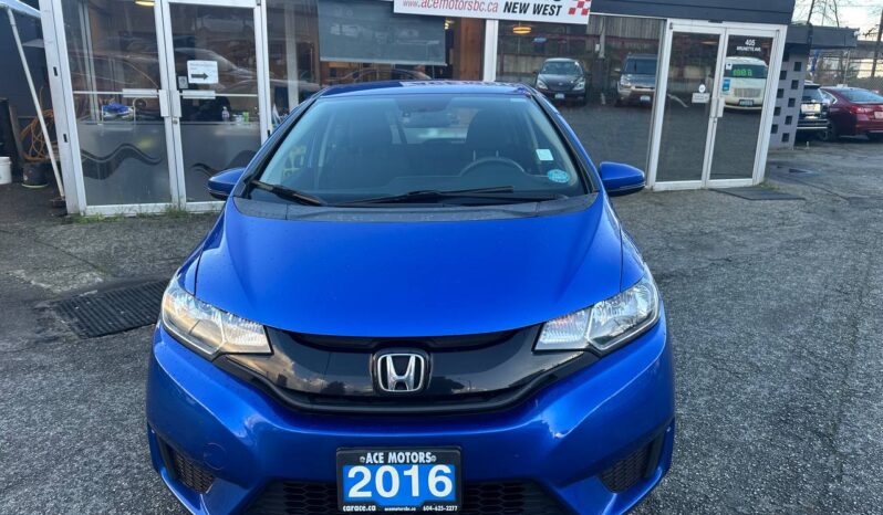 2016 Honda Fit LX Hatchback full