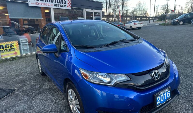 2016 Honda Fit LX Hatchback full