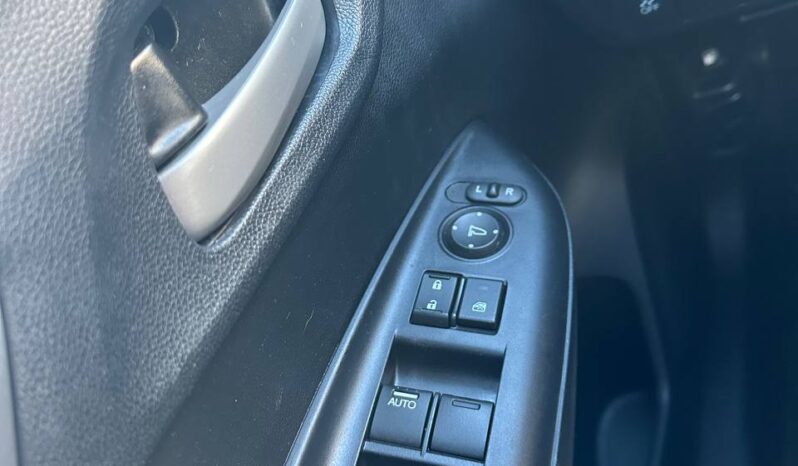 2016 Honda Fit LX Hatchback full