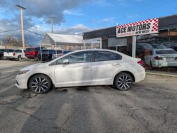 2013 Honda Civic Touring 4-Door Sedan full