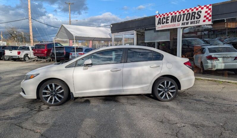 2013 Honda Civic Touring 4-Door Sedan full
