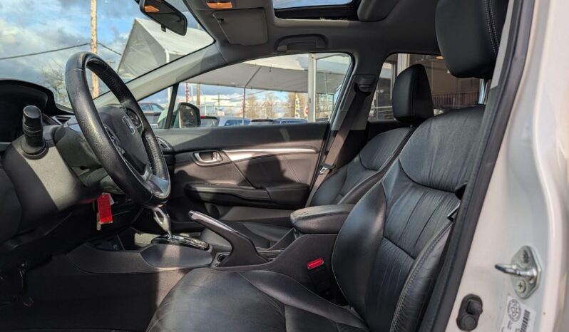 2013 Honda Civic Touring 4-Door Sedan full