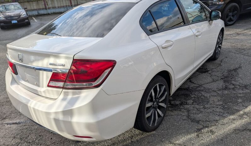 2013 Honda Civic Touring 4-Door Sedan full