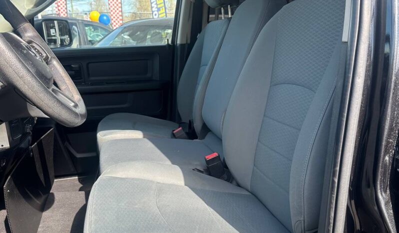 2017 Ram 1500 Express Quad Cab 4WD!!!! full