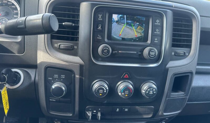 2017 Ram 1500 Express Quad Cab 4WD!!!! full