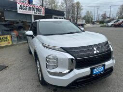 2022 Mitsubishi Outlander ES S-AWD 7 Seats!!!! full