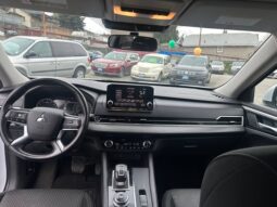 2022 Mitsubishi Outlander ES S-AWD 7 Seats!!!! full