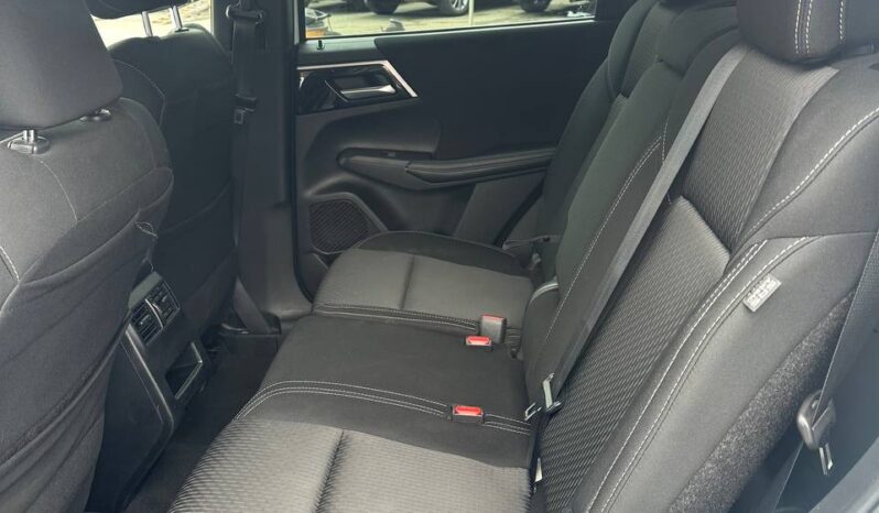 2022 Mitsubishi Outlander ES S-AWD 7 Seats!!!! full