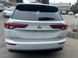 2022 Mitsubishi Outlander ES S-AWD 7 Seats!!!! full