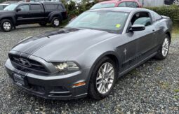 2013 Ford Mustang Auto V6!!!! full