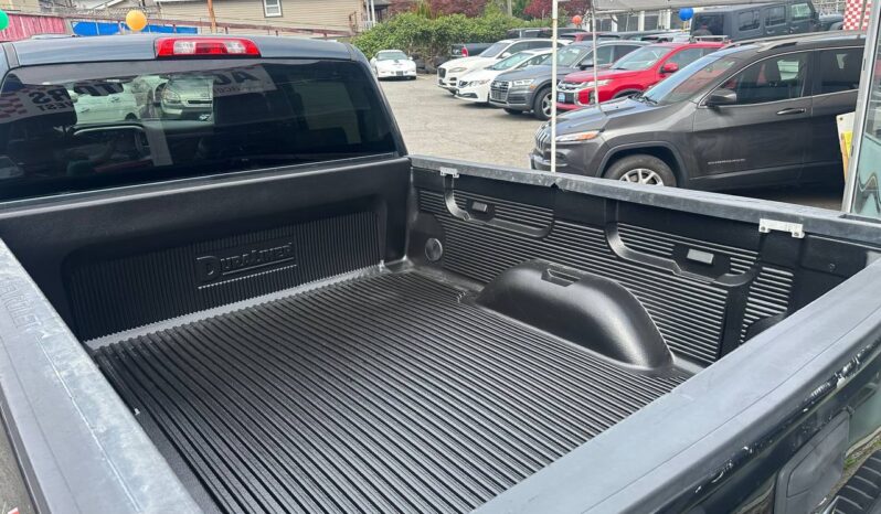 2018 Chevrolet Silverado 1500 LT Crew Cab 4WD Long Box!!! full