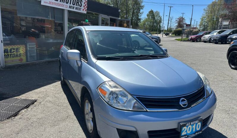 2010 Nissan Versa S Auto Super LOW KM!!!! full