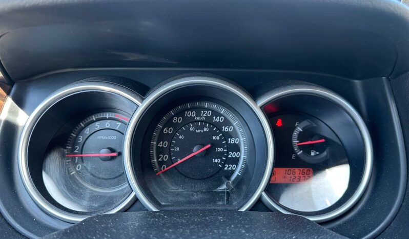 2010 Nissan Versa S Auto Super LOW KM!!!! full