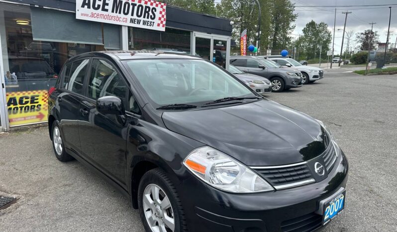 2007 Nissan Versa SL Auto Super LOW KM!!!! full