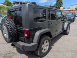 2010 Jeep Wrangler Unlimited Rubicon 4WD Manual!!!! full