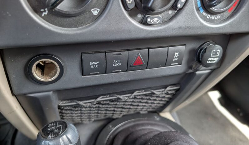2010 Jeep Wrangler Unlimited Rubicon 4WD Manual!!!! full