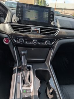 2021 Honda Accord Touring Sedan full