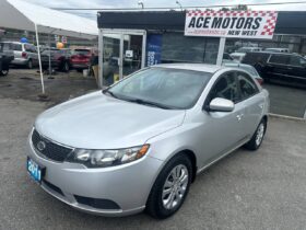 2011 Kia Forte LX Auto LOW KM!!!