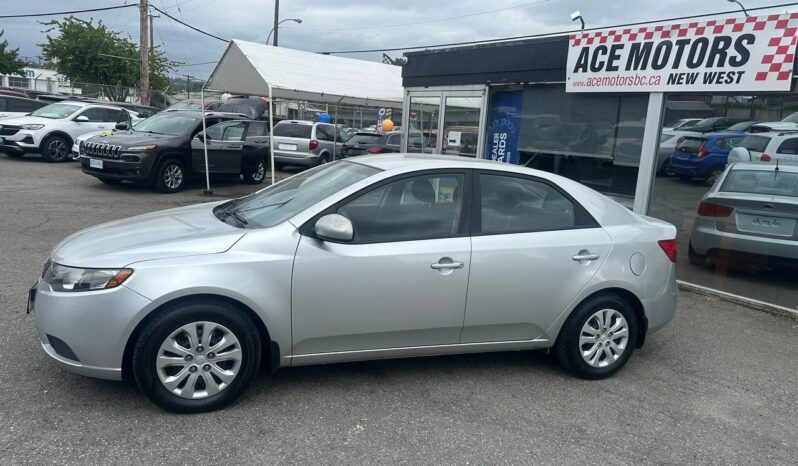2011 Kia Forte LX Auto LOW KM!!! full