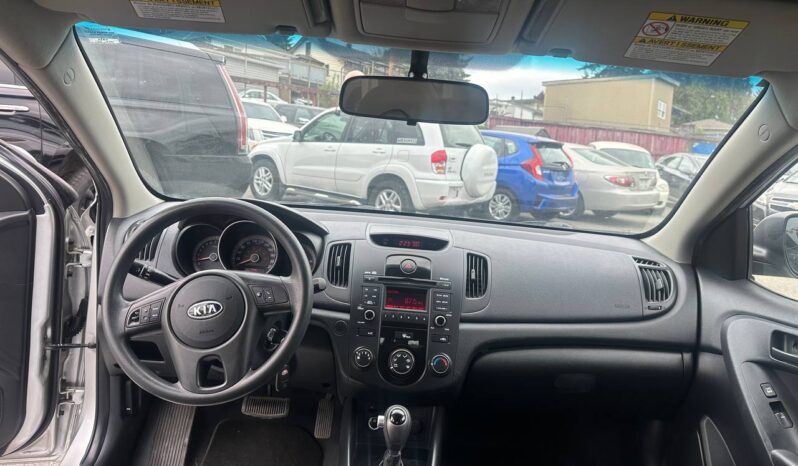 2011 Kia Forte LX Auto LOW KM!!! full