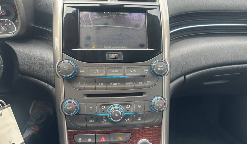 2013 Chevrolet Malibu Eco Hybrid Sedan – Low kms! full