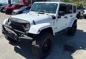2018 Jeep Wrangler Unlimited Sahara 4WD Manual!!!!