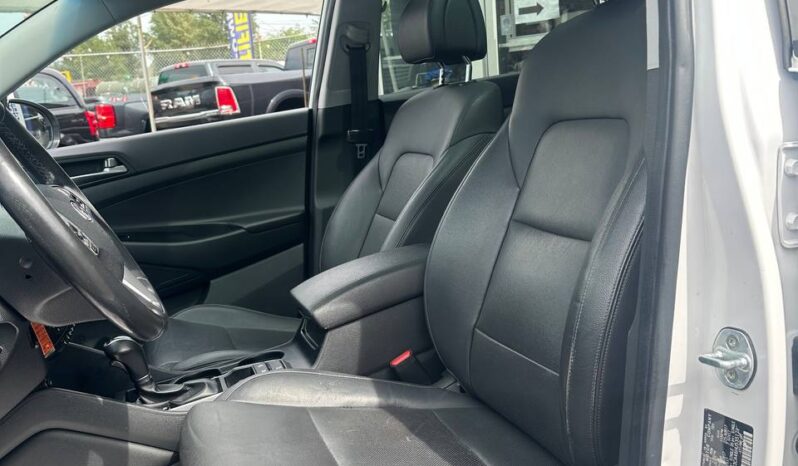 2017 Hyundai Tucson SE AWD full