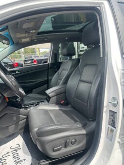 2017 Hyundai Tucson SE AWD full