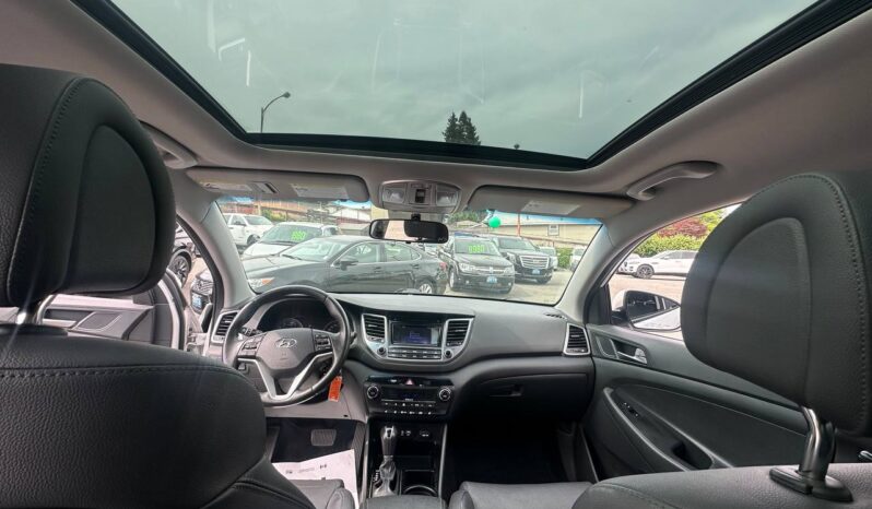 2017 Hyundai Tucson SE AWD full