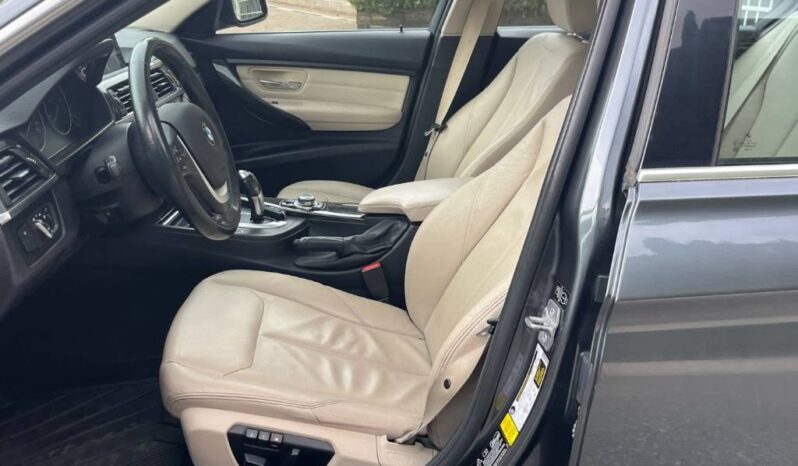 2013 BMW 328i XDrive LOW KM!!!! full