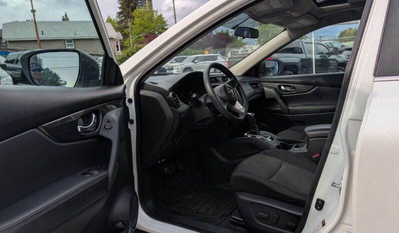 2017 Nissan Rogue SV AWD Moonroof full