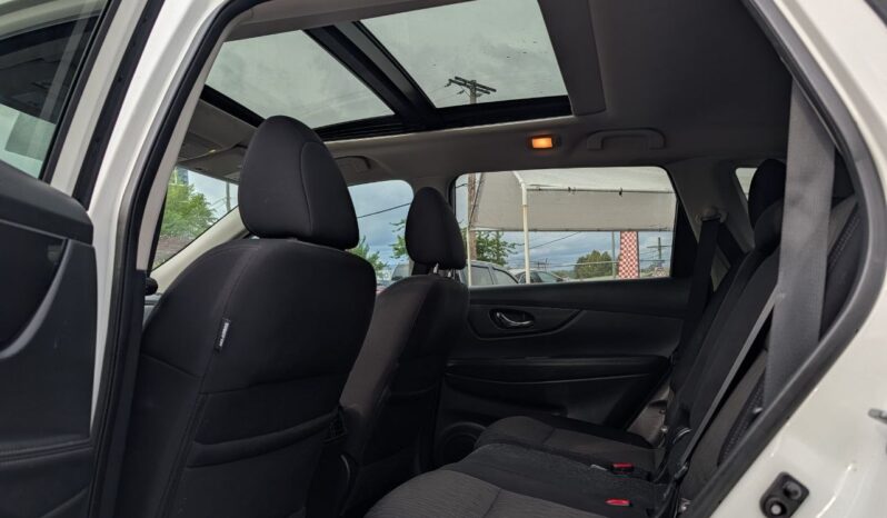 2017 Nissan Rogue SV AWD Moonroof full