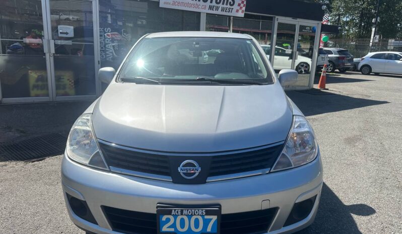 2007 Nissan Versa S 5 door Hatchback full