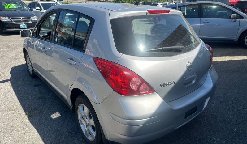 2007 Nissan Versa S 5 door Hatchback full