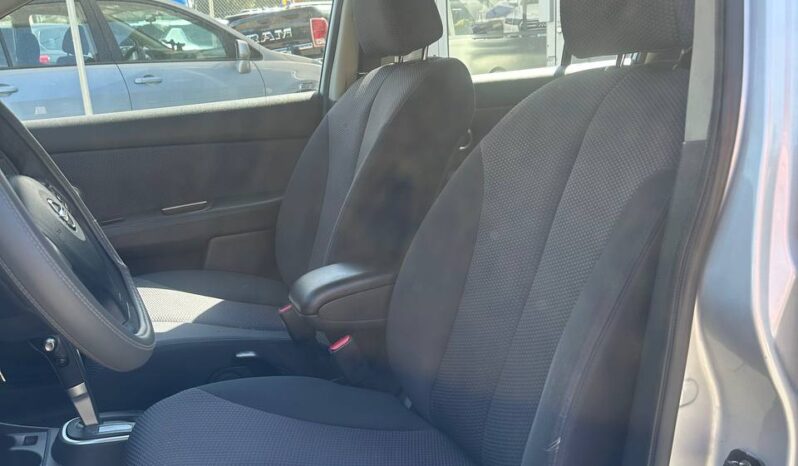 2007 Nissan Versa S 5 door Hatchback full