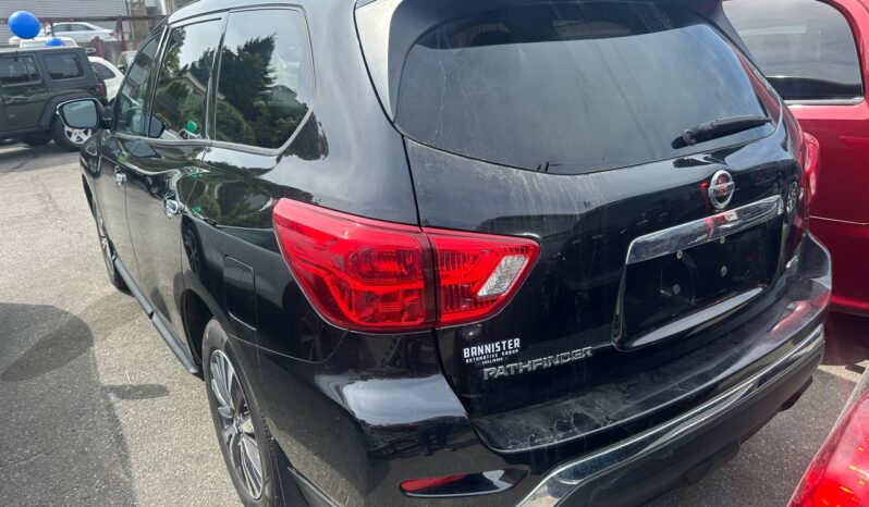 2018 Nissan Pathfinder S 4WD 7 Seats! full