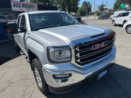 2016 GMC Sierra 1500 SLE Double Cab 4WD LOW KM! full