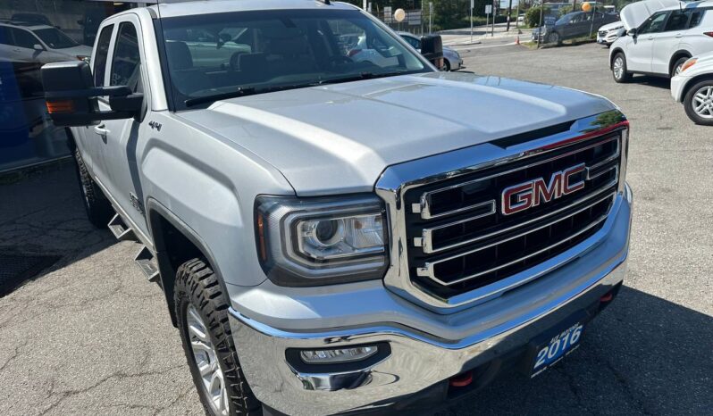 2016 GMC Sierra 1500 SLE Double Cab 4WD LOW KM! full
