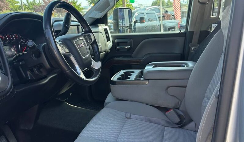 2016 GMC Sierra 1500 SLE Double Cab 4WD LOW KM! full