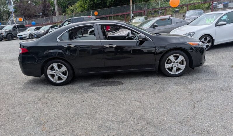 2010 Acura TSX Only 98,000 KMS!! full