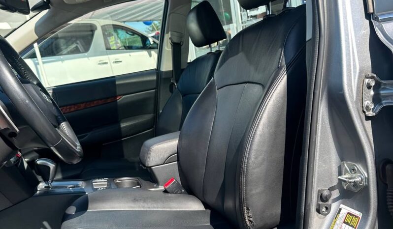 2010 Subaru Legacy Limited AWD!! full