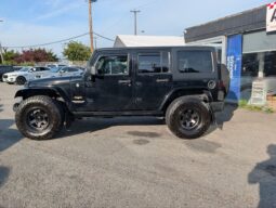 2013 Jeep Wrangler Unlimited  Lift. 35″ tires., full