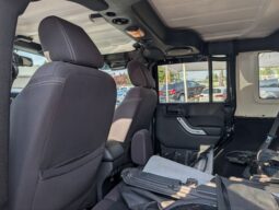 2013 Jeep Wrangler Unlimited  Lift. 35″ tires., full