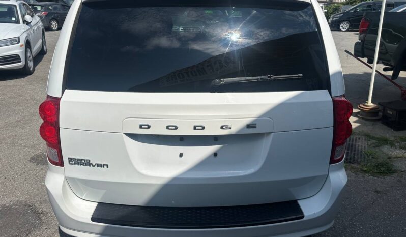 2017 Dodge Grand Caravan SXT Premium Plus full