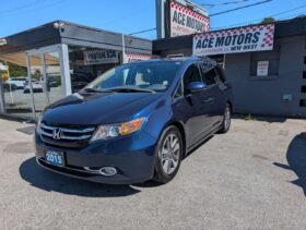 2015 Honda Odyssey Touring 8 Seats!!!