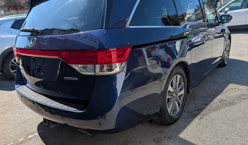 2015 Honda Odyssey Touring 8 Seats!!! full